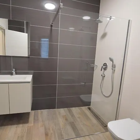 Villa Modern In With Swimming Pool *